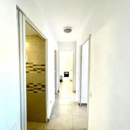 Nice Apartment With Great Views, Los Cristianos