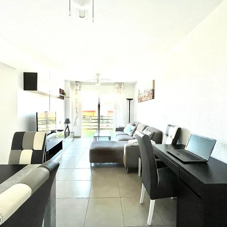 Nice Apartment With Great Views, Los Cristianos