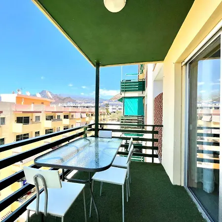 Nice Apartment With Great Views, Los Cristianos Lägenhet *
